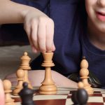 scacchi-bambini-696×360-1
